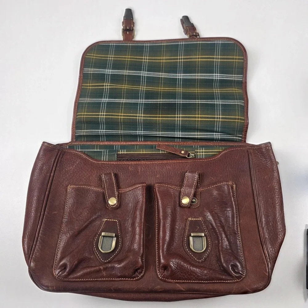Duluth Trading Co Company Brown Leather Messenger Bag Briefcase Shoulder